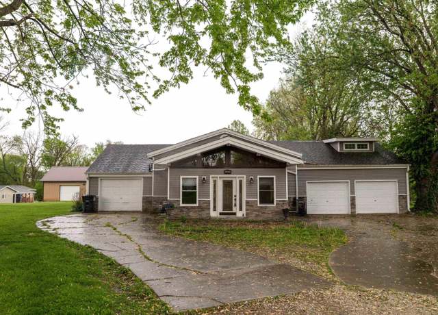 Property at 2200 33rd St, Bedford, IN 47421, 3 beds, 2.5 baths