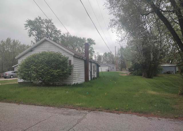 Property at 104 S 24 th St, Goshen, IN 46528, 3 beds, 1 bath