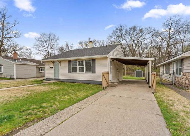 Property at 2421 N Main St, Mishawaka, IN 46545, 2 beds, 1.5 baths