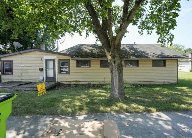 Property at 1101 Joe St, Huntington, IN 46750, 4 beds, 1 bath