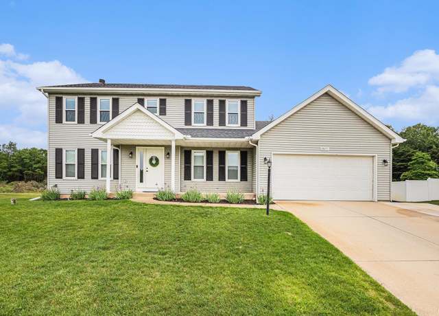 Property at 55177 Ardith St, Osceola, IN 46561, 4 beds, 2.5 baths