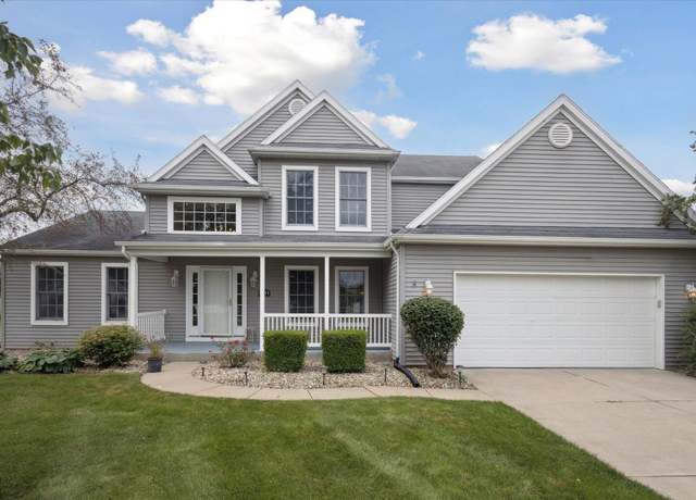Property at 13744 Kendallwood Dr, Granger, IN 46530, 4 beds, 3.5 baths