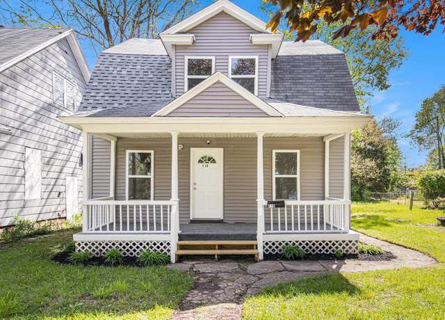 Property at 716 Blaine Ave, South Bend, IN 46616, 3 beds, 1.5 baths