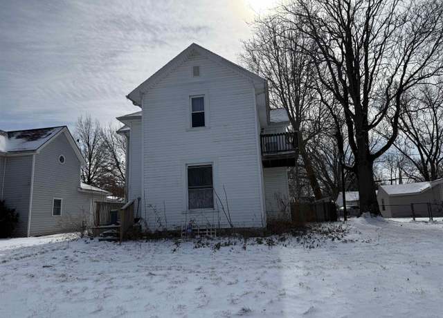 Property at 833 W State St, Kokomo, IN 46902, 6 beds, 2 baths