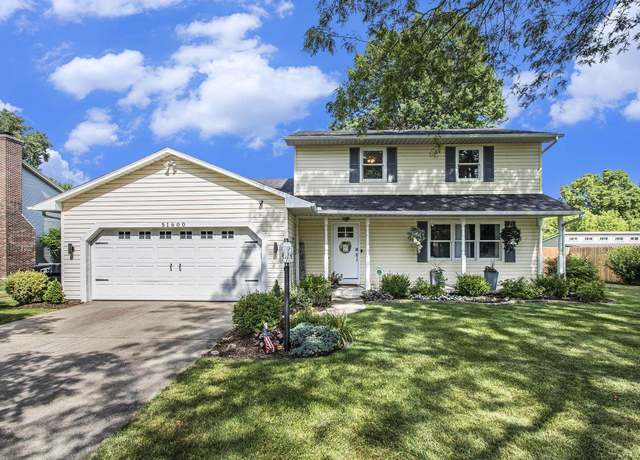 Property at 51600 Asbury Ct, South Bend, IN 46637, 3 beds, 2 baths