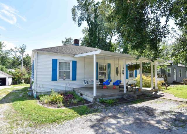 Property at 2221 Washington Ave, Evansville, IN 47714, 3 beds, 1 bath