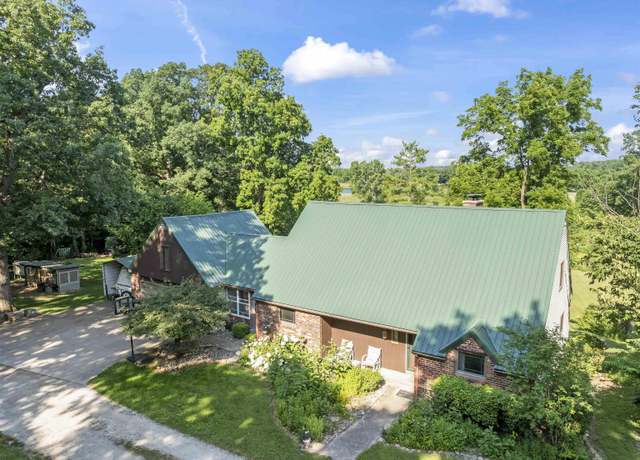 Property at 13931 Mcduffee Rd, Churubusco, IN 46723, 5 beds, 2.5 baths
