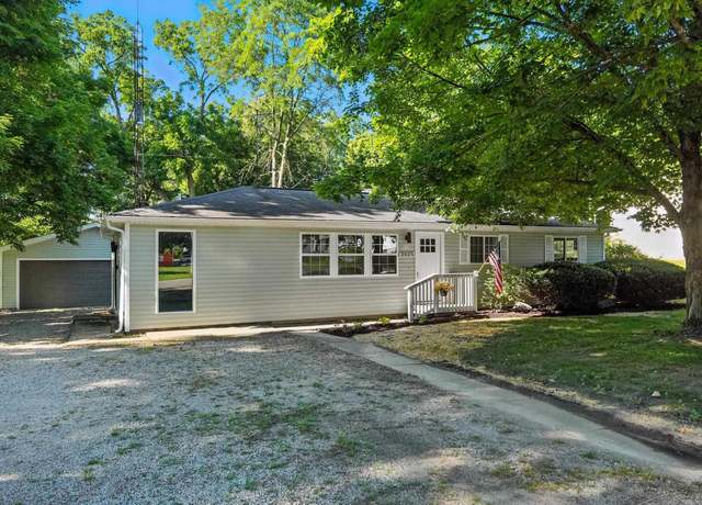 Property at 2023 Graham Dr, Fort Wayne, IN 46818, 3 beds, 2 baths