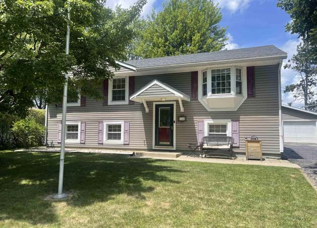 Property at 3106 Baton Rouge Dr, Kokomo, IN 46902, 3 beds, 2 baths