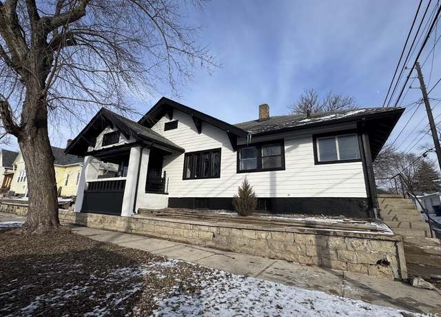 Property at 214 20th St, Logansport, IN 46947, 3 beds, 1 bath