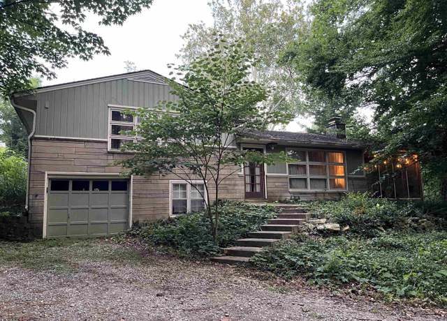 Property at 4339 W Beech Ln, Bloomington, IN 47404, 3 beds, 2 baths