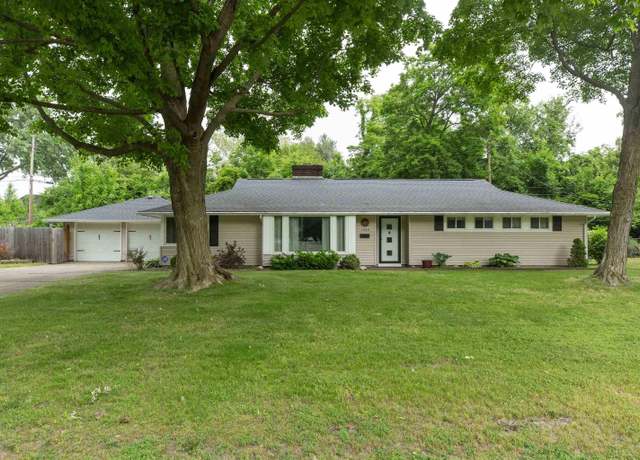Property at 1603 Southbrook Dr, South Bend, IN 46614, 3 beds, 1.5 baths