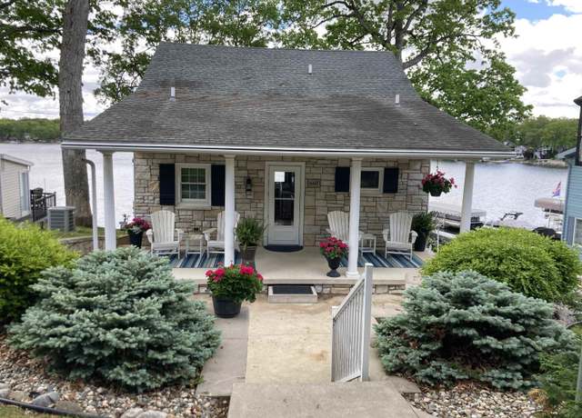Property at 660 Lane 221b Hamilton Lake Lk, Hamilton, IN 46742, 3 beds, 2 baths
