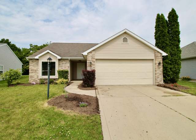 Property at 3826 Woodcliffe Dr, New Haven, IN 46774, 3 beds, 2 baths