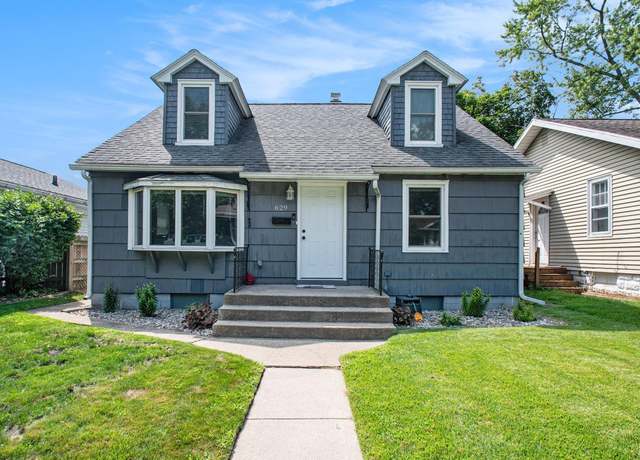 Property at 629 S 23rd St, South Bend, IN 46615, 4 beds, 1.5 baths