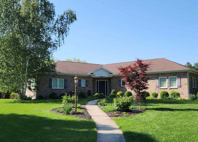 Property at 6425 E Wellston Dr, Bloomington, IN 47408, 3 beds, 2.5 baths