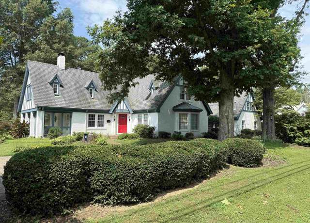 Property at 1912 Harmony Way, Evansville, IN 47720, 4 beds, 2.5 baths