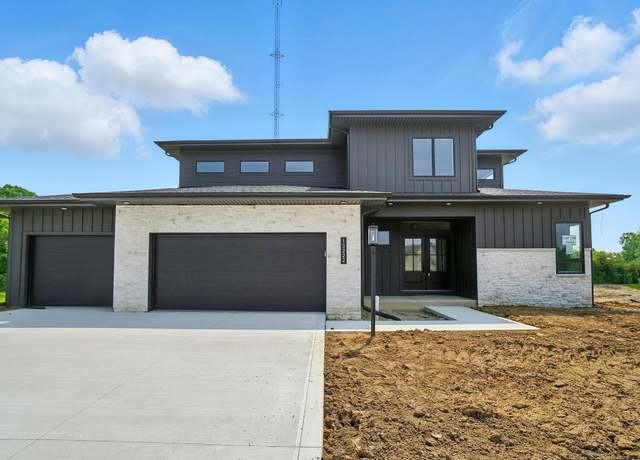 Property at 13222 Malfini Trl, Fort Wayne, IN 46845, 5 beds, 3.5 baths