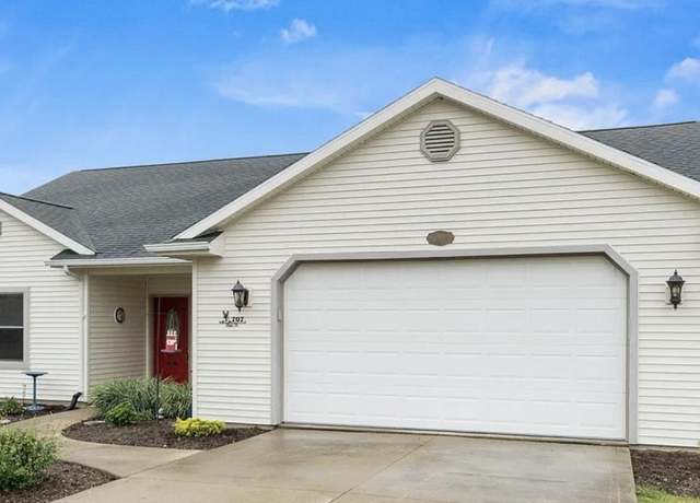 Property at 707 Hope Dr, Fremont, IN 46737, 3 beds, 2 baths
