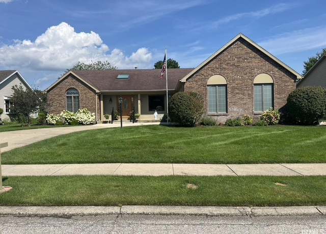Property at 6118 Old English Ct, South Bend, IN 46614, 3 beds, 3 baths