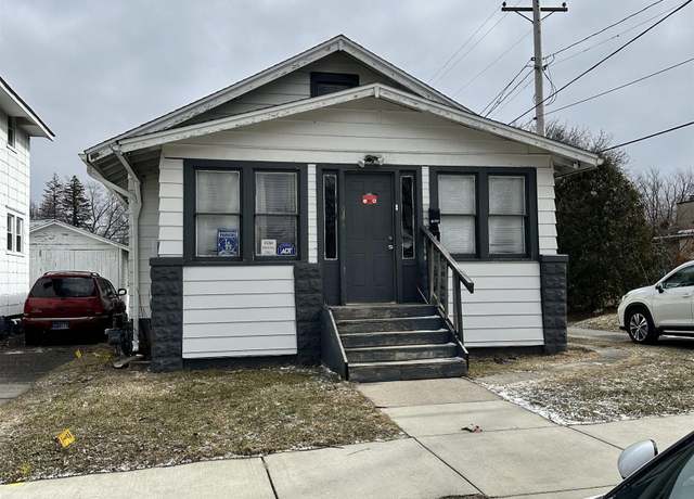 Property at 1432 Okema St, Elkhart, IN 46516, 2 beds, 1 bath