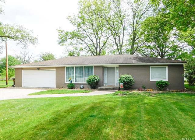 Property at 404 W Spring St, Bluffton, IN 46714, 3 beds, 2 baths
