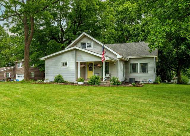 Property at 2220 N Huntington Rd, Marion, IN 46952, 4 beds, 2 baths