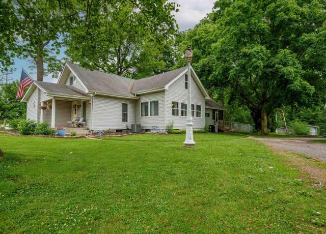 Property at 2220 N Huntington Rd, Marion, IN 46952, 4 beds, 2 baths