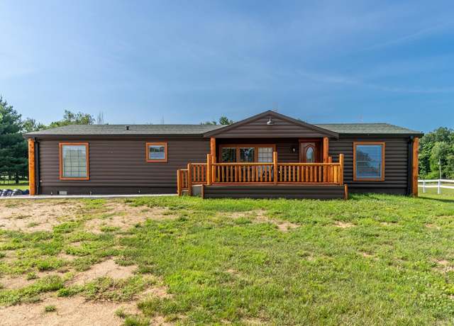 Property at 1759 W Olson Rd, Rochester, IN 46975, 3 beds, 2 baths
