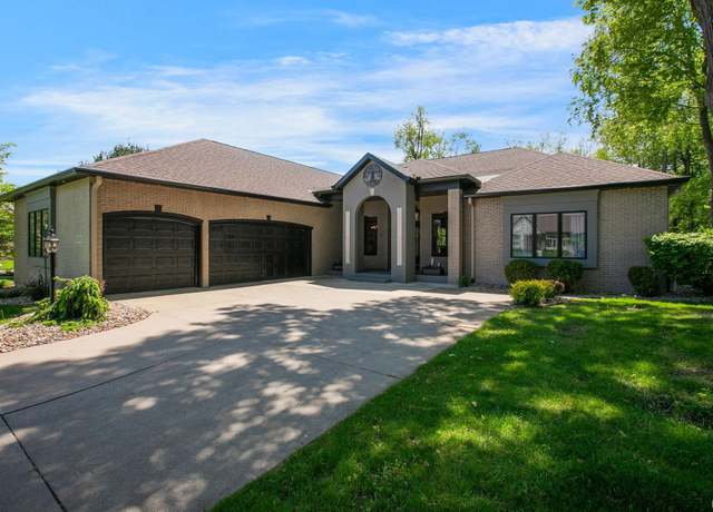 Property at 26150 Woodsong Dr, South Bend, IN 46628, 4 beds, 4 baths