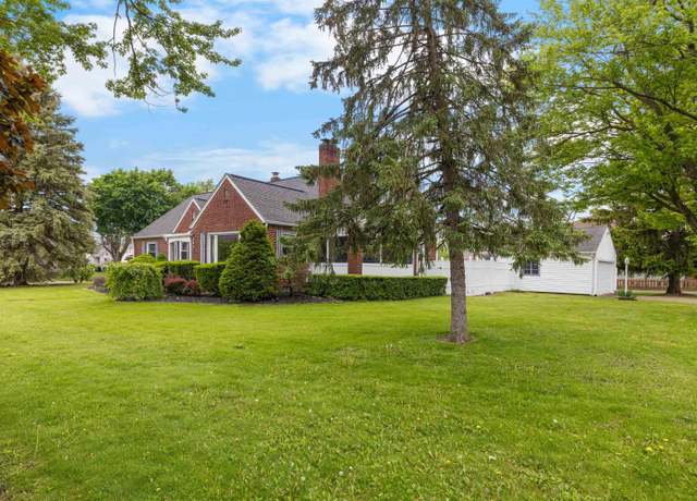 Property at 501 N Van Buren St, Auburn, IN 46706, 5 beds, 2 baths