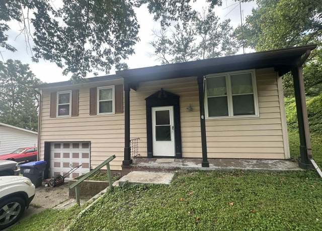 Property at 3721 W Tapp Rd, Bloomington, IN 47403, 3 beds, 1 bath