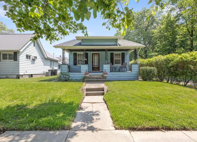 Property at 1218 S Twyckenham Dr, South Bend, IN 46615, 3 beds, 2 baths