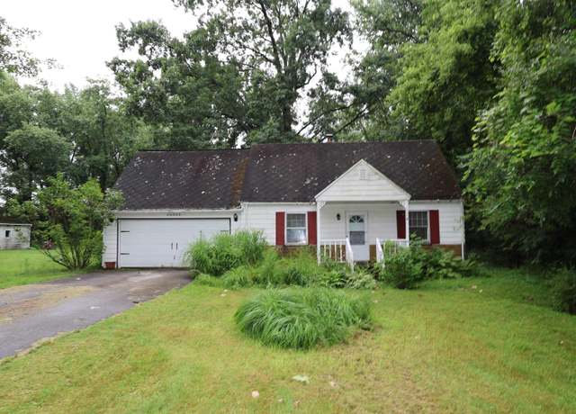Property at 20600 Louise Ln, South Bend, IN 46614, 3 beds, 1 bath
