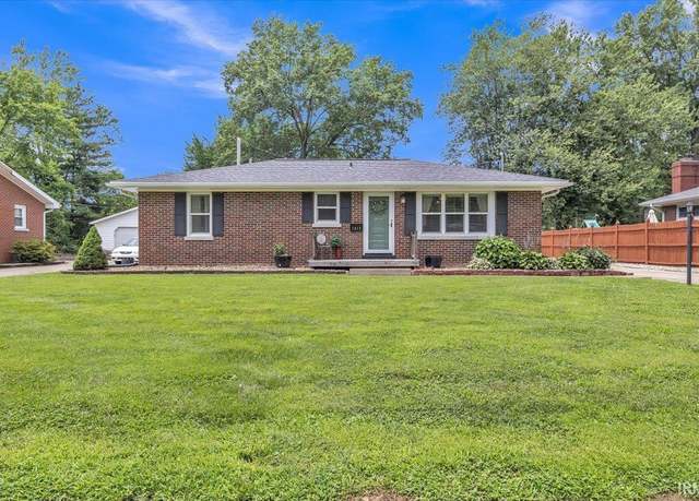 Property at 1413 Green Meadow Rd, Evansville, IN 47715, 3 beds, 2 baths