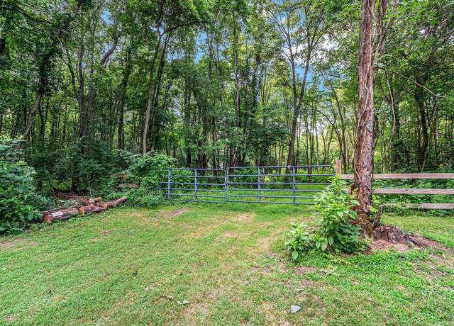Property at 4314 Bristol St, Elkhart, IN 46516