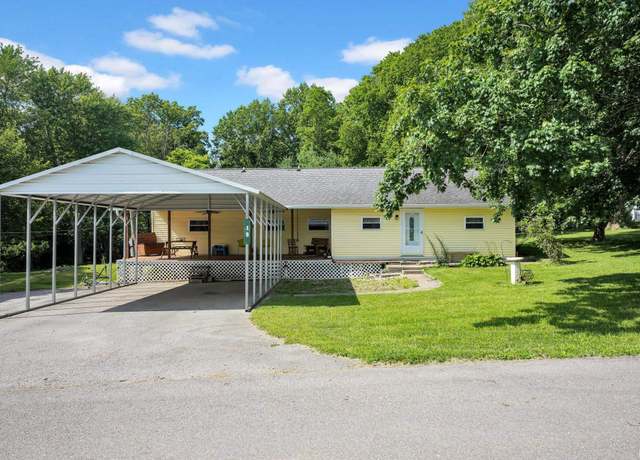 Property at 19 Walnut Heights Rd, Bedford, IN 47421, 2 beds, 1 bath