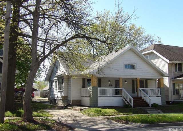 Property at 1217 S Washington St, Kokomo, IN 46902, 4 beds, 2.5 baths