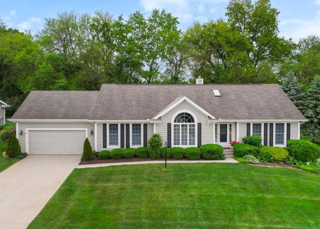 Property at 51491 Highland Shores Dr, Granger, IN 46530, 2 beds, 2 baths