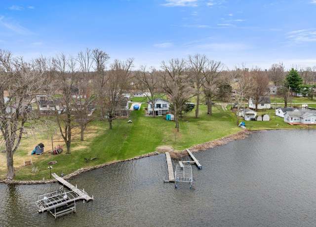 Property at 645 W 590 S, Wolcottville, IN 46795, 2 beds, 2 baths
