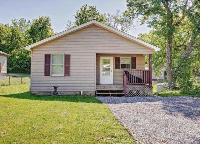 Property at 420 N Hay St, Bloomington, IN 47404, 3 beds, 1.5 baths