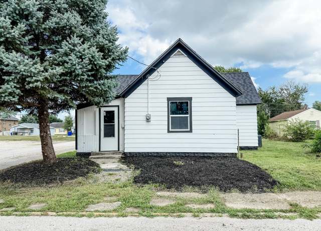 Property at 1924 N Indiana Ave, Kokomo, IN 46901, 3 beds, 2 baths