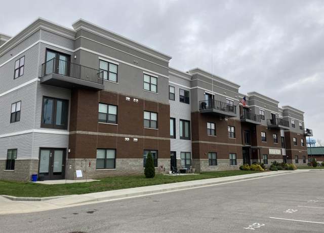 Property at 104 N 1st St #302, Vincennes, IN 47591, 2 beds, 2 baths