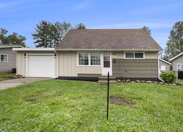 Property at 4113 York Rd, South Bend, IN 46614, 4 beds, 2 baths