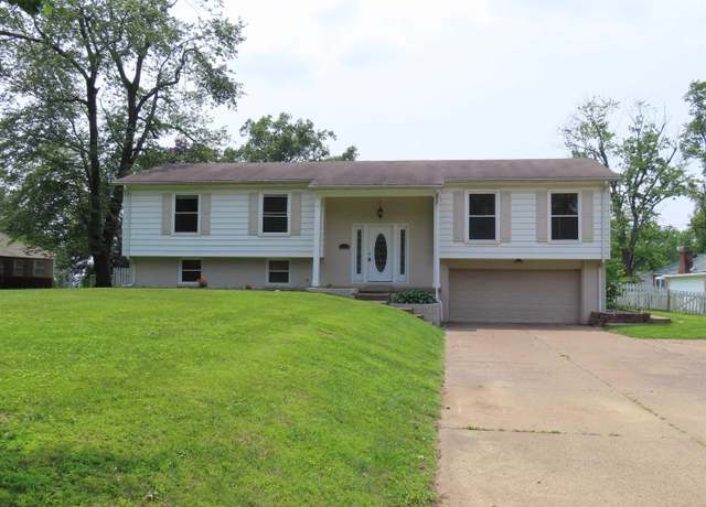 Property at 3910 Stringtown Rd, Evansville, IN 47711, 3 beds, 2.5 baths
