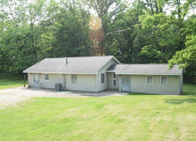 Property at 473 Gunsmith School Rd, Bedford, IN 47421, 3 beds, 3 baths