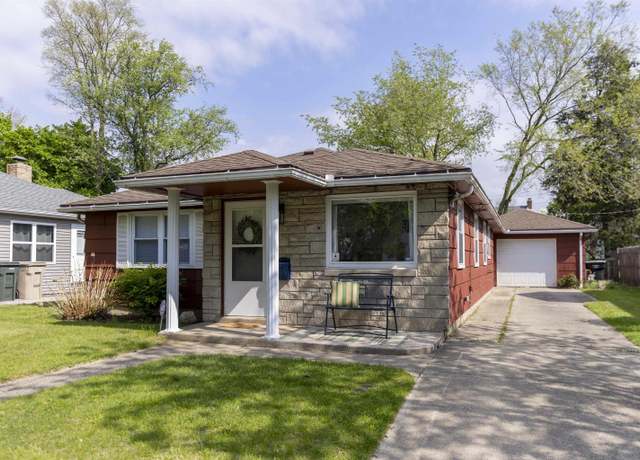 Property at 1621 E Madison St, South Bend, IN 46617, 3 beds, 1 bath