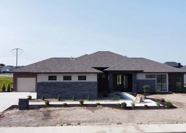 Property at 12235 Blue Jay Trl, Fort Wayne, IN 46814, 3 beds, 3.5 baths