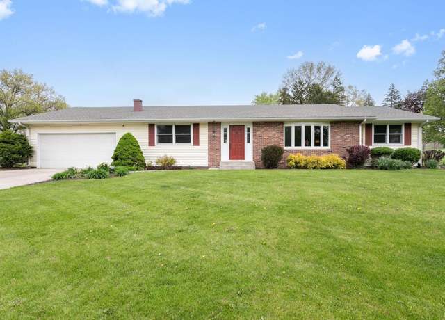 Property at 23293 Orchard Ln, Goshen, IN 46528, 4 beds, 2 baths