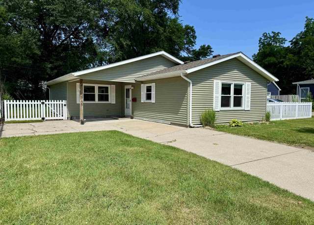 Property at 1315 Magnolia Ave, Elkhart, IN 46514, 2 beds, 1 bath